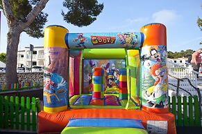 Apartamentos Seth Mestral y Llebeig