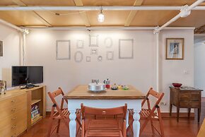 The Quietest Corner of Trastevere, AC & Elevator