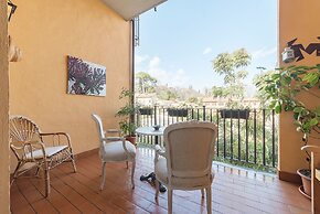 The Quietest Corner of Trastevere, AC & Elevator