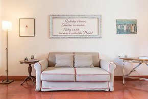 The Quietest Corner of Trastevere, AC & Elevator