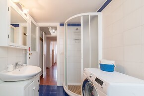 The Quietest Corner of Trastevere, AC & Elevator