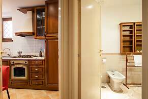 Cozy Apartment in via dei Cappellari, Campo de' Fiori