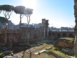 Ibernesi 1 Apartment