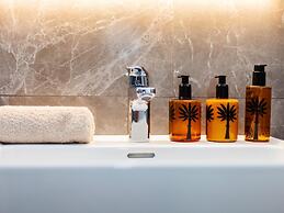 The Brunetti - Luxury Serviced Apartment