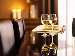 The Brunetti - Luxury Serviced Apartment