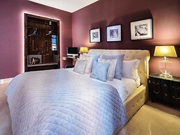 The Brunetti - Luxury Serviced Apartment
