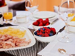 The Brunetti - Luxury Serviced Apartment