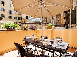 The Brunetti - Luxury Serviced Apartment