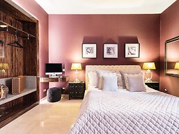 The Brunetti - Luxury Serviced Apartment