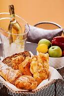 The Brunetti - Luxury Serviced Apartment