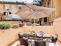 The Brunetti - Luxury Serviced Apartment