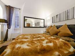 Ibernesi 2 Apartment