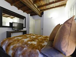 Ibernesi 2 Apartment