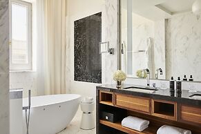 Four Seasons Hotel Madrid