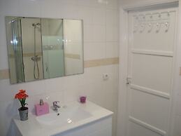 Divine Apartment - 1 quarto