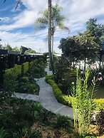 Isak Hotel & Golf Airport