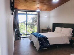 Isak Hotel & Golf Airport