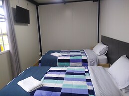 Isak Hotel & Golf Airport