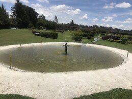 Isak Hotel & Golf Airport