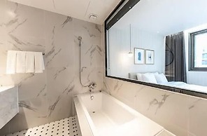 Brown Dot Hotel Jinju Chungmugong