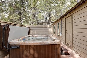 7 Approach Classic Home with Private Hot Tub and BBQ on the Deck by Re