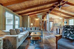 7 Approach Classic Home with Private Hot Tub and BBQ on the Deck by Re