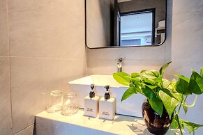 PARK VIEW LUXURY HOTEL