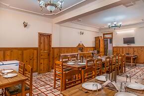 Echor - The Alpine Crest