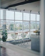 Front One Boutique Tugu Muda Semarang