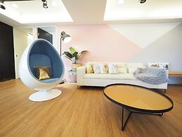 SOGO Dept. Zhongxiao Fuxing MRT