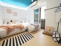 SOGO Dept. Zhongxiao Fuxing MRT