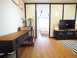 SOGO Dept. Zhongxiao Fuxing MRT