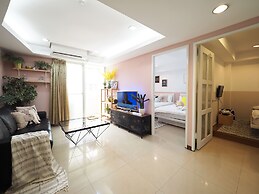 SOGO Dept. Zhongxiao Fuxing MRT