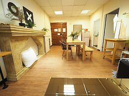 SOGO Dept. Zhongxiao Fuxing MRT