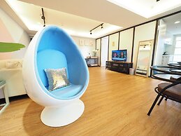 SOGO Dept. Zhongxiao Fuxing MRT