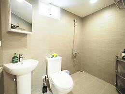 SOGO Dept. Zhongxiao Fuxing MRT