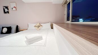 SOGO Dept. Zhongxiao Fuxing MRT