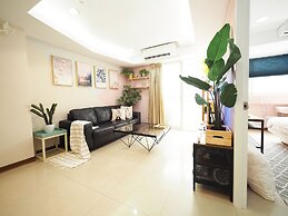 SOGO Dept. Zhongxiao Fuxing MRT