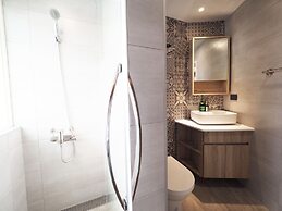 SOGO Dept. Zhongxiao Fuxing MRT