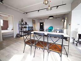 SOGO Dept. Zhongxiao Fuxing MRT