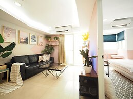 SOGO Dept. Zhongxiao Fuxing MRT