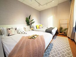 SOGO Dept. Zhongxiao Fuxing MRT