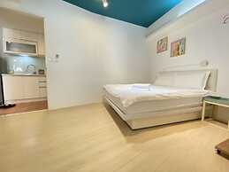 SOGO Dept. Zhongxiao Fuxing MRT