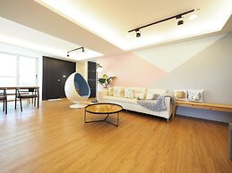 SOGO Dept. Zhongxiao Fuxing MRT