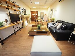 SOGO Dept. Zhongxiao Fuxing MRT