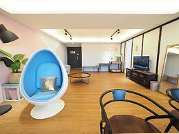 SOGO Dept. Zhongxiao Fuxing MRT