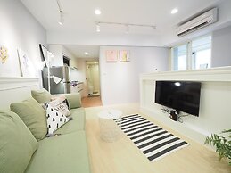 SOGO Dept. Zhongxiao Fuxing MRT