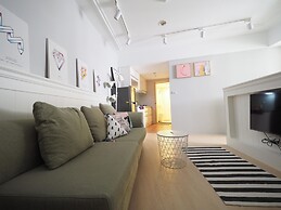 SOGO Dept. Zhongxiao Fuxing MRT