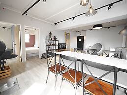 SOGO Dept. Zhongxiao Fuxing MRT