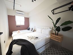 SOGO Dept. Zhongxiao Fuxing MRT